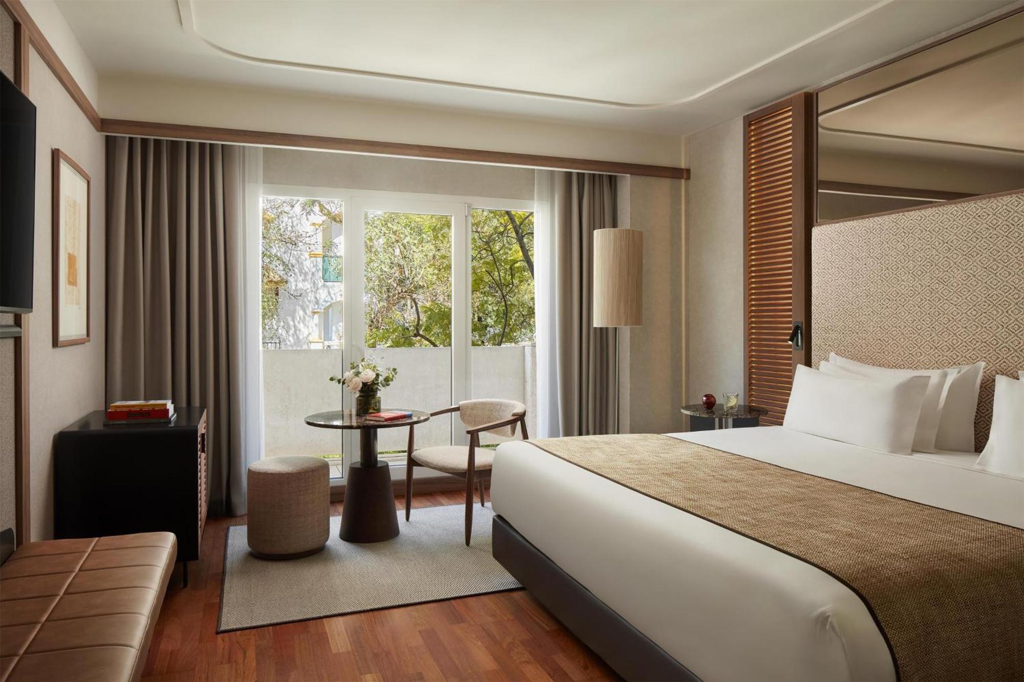 Nh Collection Hotel 4*